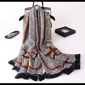 Summer Women’s Scarf